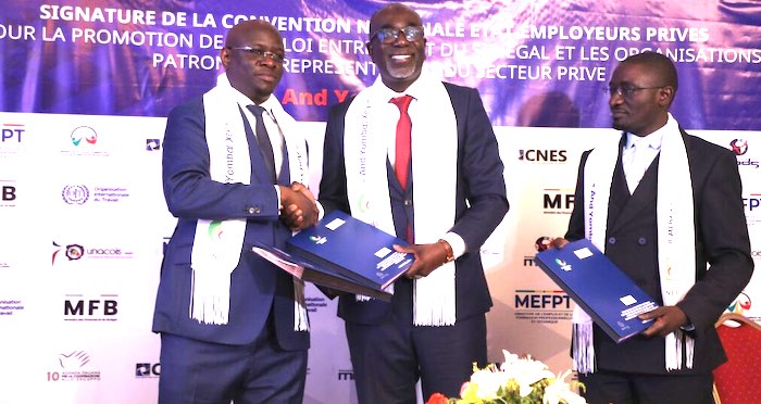 Emploi des jeunes : Signature de la convention nationale « And Yombal Xëy »
