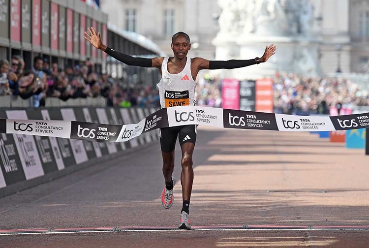 Athlétisme : Le Kényan Sabastian Sawe premier homme sous les 2h au marathon