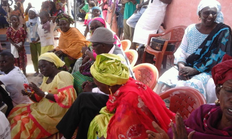 Lutte contre le paludisme: l’ADLL offre des moustiquaires imprégnées aux daaras de Saint-Louis. Lutte contre le paludisme: l’ADLL offre des moustiquaires imprégnées aux daaras de Saint-Louis.