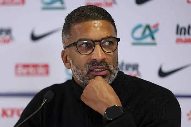 « Je ne démissionnerai jamais » : Habib Beye réagit après la défaite de l’OM