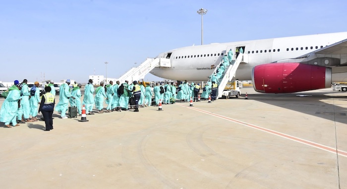 Hajj 2026 : décollage du premier vol à l'AIBD, le Sénégal lance son opération record