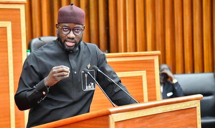 Assemblée nationale : le député Abdou Lahat Ndiaye sous le feu des critiques de son propre camp Assemblée nationale : le député Abdou Lahat Ndiaye sous le feu des critiques de son propre camp