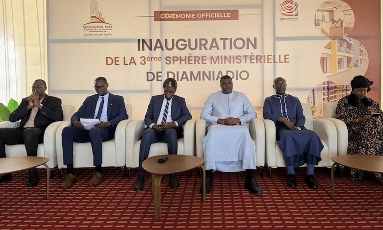 Déménagement administratif : la SOGEPA SN remet officiellement les clés de la 3e Sphère ministérielle de Diamniadio Déménagement administratif : la SOGEPA SN remet officiellement les clés de la 3e Sphère ministérielle de Diamniadio