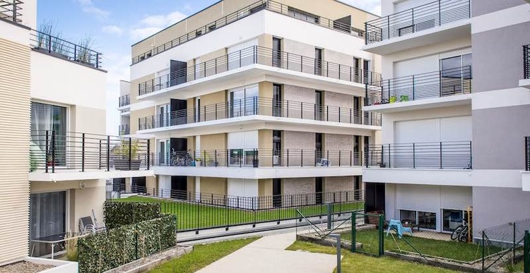 Dakar : la CDC lance le programme « Résidences Solidaires » de 212 logements sur le site de l'ancien aéroport Dakar : la CDC lance le programme « Résidences Solidaires » de 212 logements sur le site de l'ancien aéroport