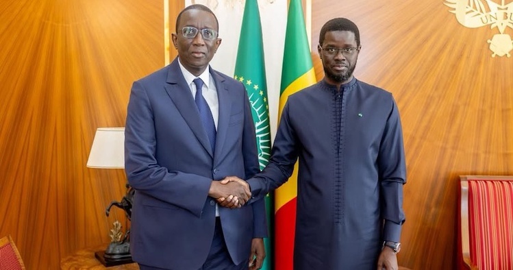 Dakar : Bassirou Diomaye Faye reçoit quatre anciens Premiers ministres au Palais de la République