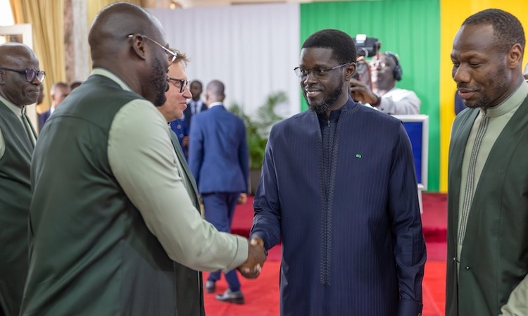 Mondial 2026 : Le président exhorte l'équipe nationale à viser le sommet aux États-Unis.
