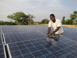 Energie : Macky Sall veut une centrale solaire de 150 à 200 Mw Energie : Macky Sall veut une centrale solaire de 150 à 200 Mw