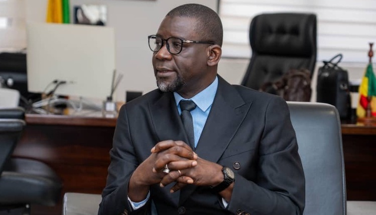 Alioune Dione : Vague de départs au sein de son cabinet