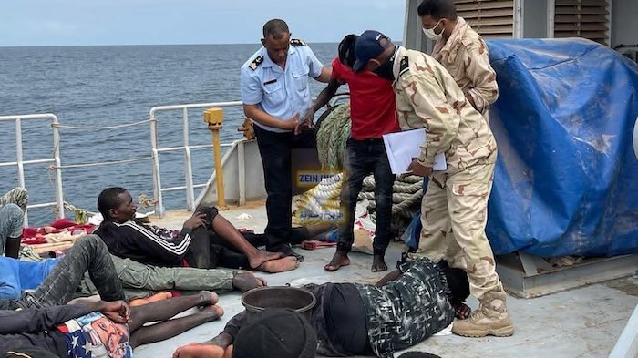 Mauritanie : Les gardes-côtes secourent 110 migrants en panne de pirogue