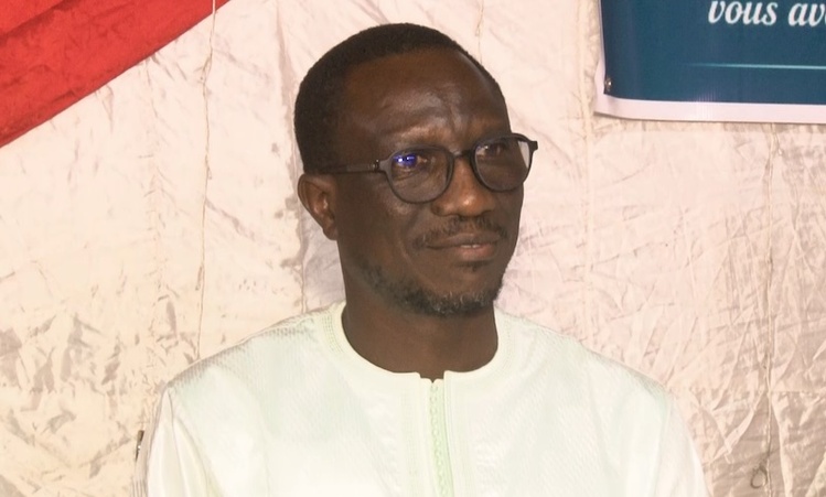 Docteur Ibou Gueye quitte Saint-Louis avec les honneurs après 16 mois au district Docteur Ibou Gueye quitte Saint-Louis avec les honneurs après 16 mois au district