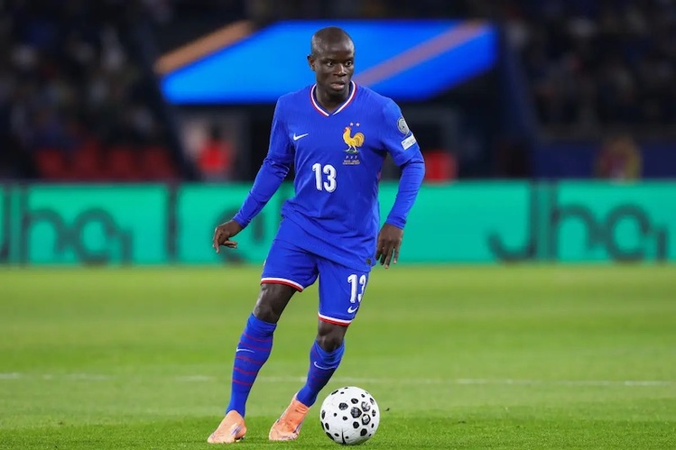France-Sénégal : Ngolo Kanté se méfie d'une équipe difficile à prendre au sérieux France-Sénégal : Ngolo Kanté se méfie d'une équipe difficile à prendre au sérieux