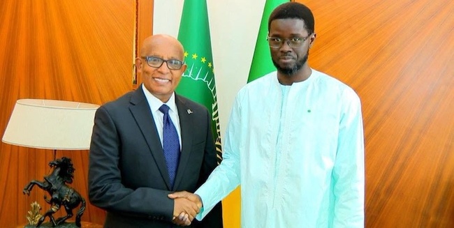 Air Sénégal : Boeing en audience avec le président Faye Air Sénégal : Boeing en audience avec le président Faye