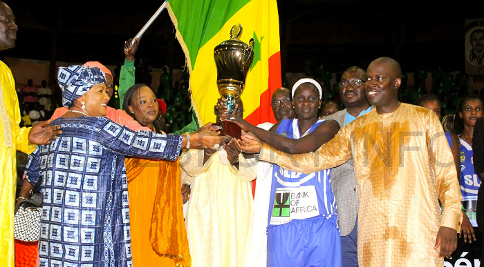 BASKET FEMININ : Saint-Louis triomphe et trône à la Coupe du Sénégal.