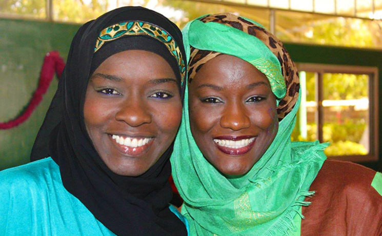 INTERDICTION DU VOILE AU COLLEGE DIDIER MARIE : un comité d’action sonne la « résistance ». Des brassards rouges à la rentrée. INTERDICTION DU VOILE AU COLLEGE DIDIER MARIE : un comité d’action sonne la « résistance ». Des brassards rouges à la rentrée.