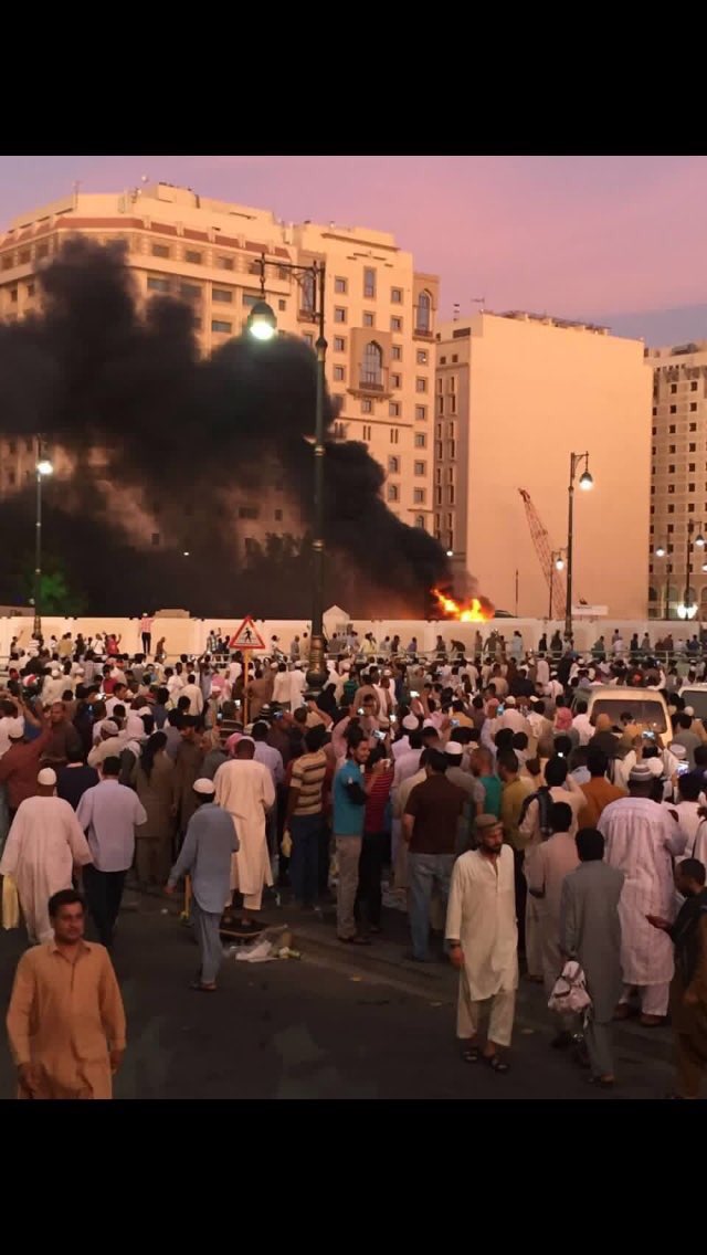 Deux attentats près de la mosquée du Prophète et du bureau des forces de sécurité à Médine (vidéo) Deux attentats près de la mosquée du Prophète et du bureau des forces de sécurité à Médine (vidéo)