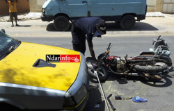 Saint-Louis : un blessé après une collision entre un scooter et un véhicule. Saint-Louis : un blessé après une collision entre un scooter et un véhicule.