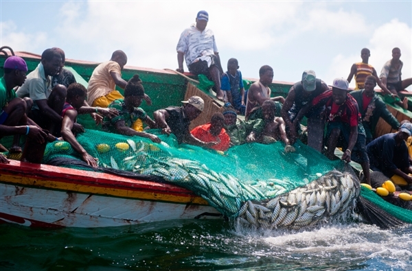 Trois pécheurs sénégalais disparus en mer depuis 5 jours