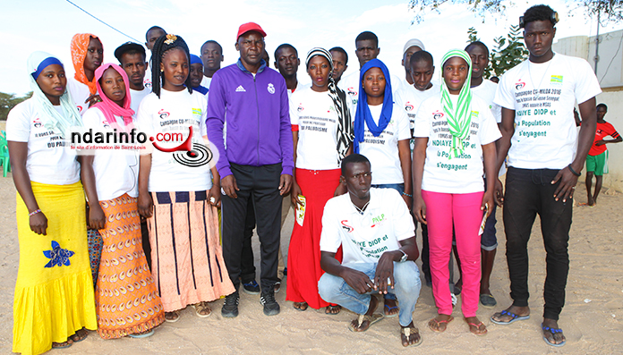 Saint-Louis : parrain de la Zone 11, Ndiaye DIOP sensibilise à Mbarigo sur les dangers du Paludisme. Saint-Louis : parrain de la Zone 11, Ndiaye DIOP sensibilise à Mbarigo sur les dangers du Paludisme.