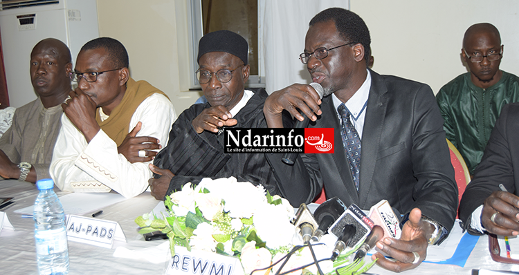 L’opposition Saint-Louisienne tacle sévèrement Macky SALL: « les prétextes d’inauguration politicienne bidon d’infrastructures … » (vidéo)