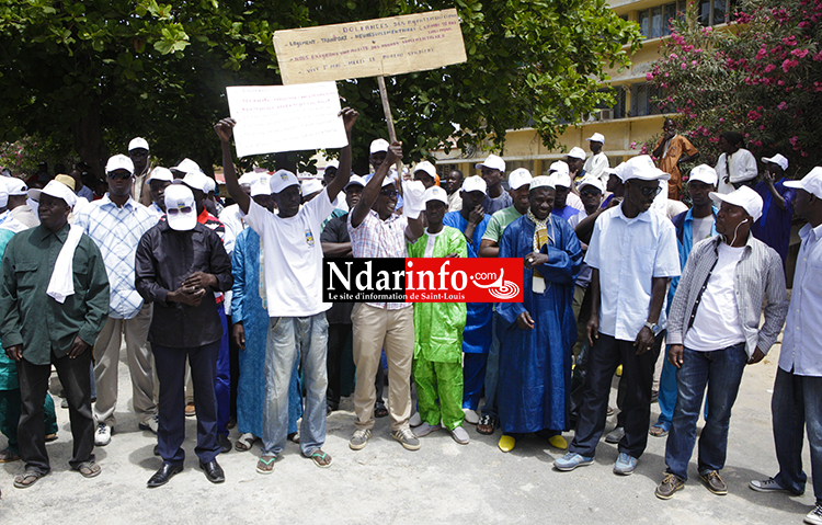 FÊTE DU TRAVAIL : les dures souffrances du personnel du Service de Nettoiement de Saint-Louis ( vidéo )