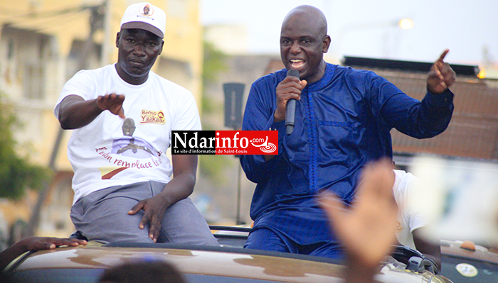 Mansour FAYE brocarde BARAYA à Pikine : « je l’ai terrassé deux fois. Maintenant, il veut que je le massacre, mais … » ( vidéo ) Mansour FAYE brocarde BARAYA à Pikine : « je l’ai terrassé deux fois. Maintenant, il veut que je le massacre, mais … » ( vidéo )