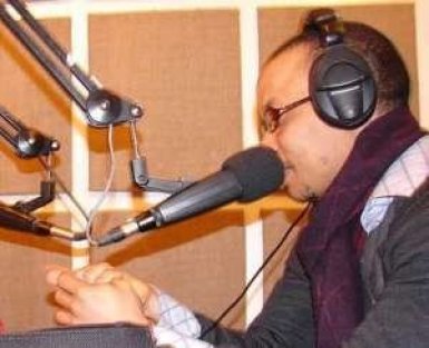 Dérives verbales dans le discours : le précédent Souleymane Jules Diop avec Degg Deug