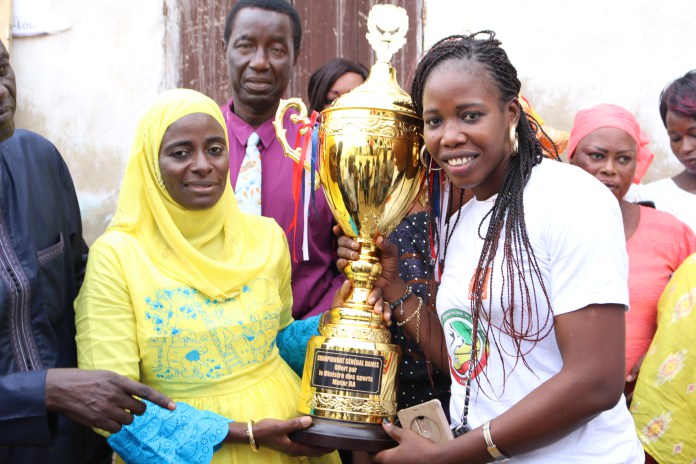 BASKET : Aux championnes Saint-Louisiennes, tous les honneurs (vidéo et photos) BASKET : Aux championnes Saint-Louisiennes, tous les honneurs (vidéo et photos)