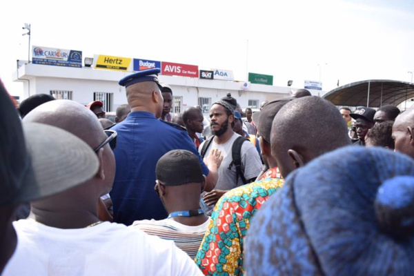 URGENT :Thiat du groupe Keur Gui arrêté à l’aéroport de Dakar