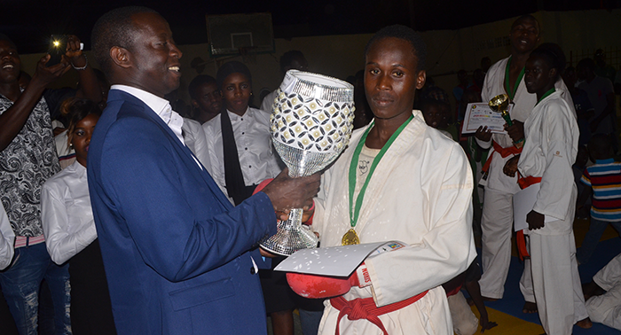 PARRAIN DE L’OPEN RÉGIONAL DES ARTS MARTIAUX : Babacar GAYE souligne la pertinence des nouvelles infrastructures sportives à l’UGB.