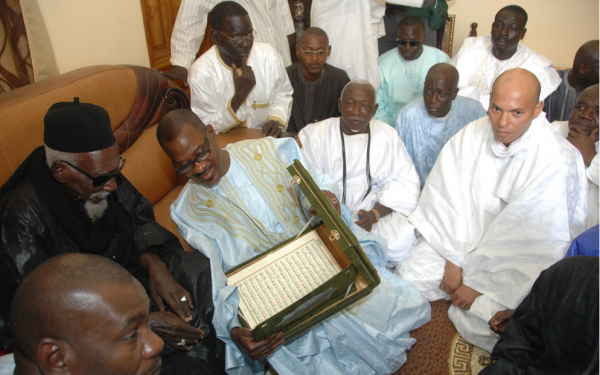 Karim Wade : « On m’a empêché d’aller à Touba » Karim Wade : « On m’a empêché d’aller à Touba »