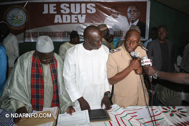 Remise d’une ambulance médicalisée : À DIAWAR, Faly SECK ouvre « l’année sociale » du président Macky SALL  (Vidéo & Photos)