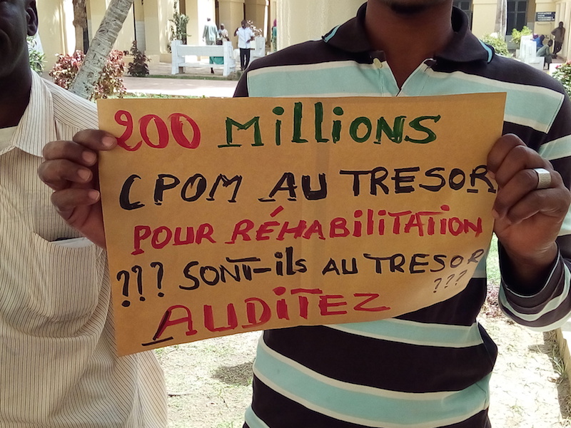 Hôpital de Saint-Louis : «  des travailleurs fatigués », « des malades désemparés », «  la réhabilitation bloquée », selon les syndicalistes.