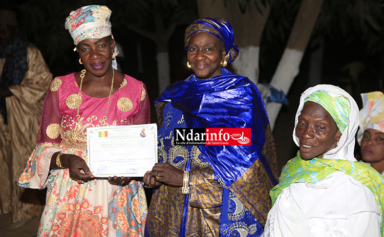 Entrepreneuriat féminin : À BANGO, l’AFSDN honore ses pionnières (vidéo) Entrepreneuriat féminin : À BANGO, l’AFSDN honore ses pionnières (vidéo)