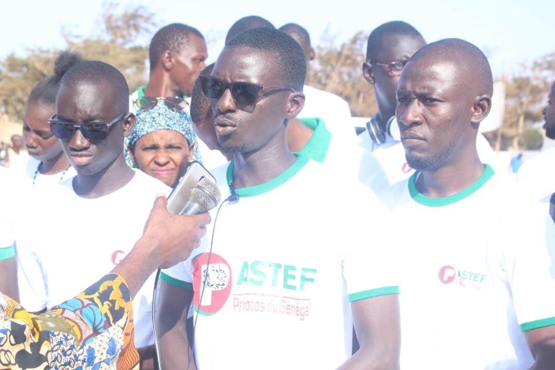 " SAMM SUNUY TEFESS " : la Jeunesse Patriotique du Sénégal (JPS) nettoie la plage de l'hydrobase (Photos)
