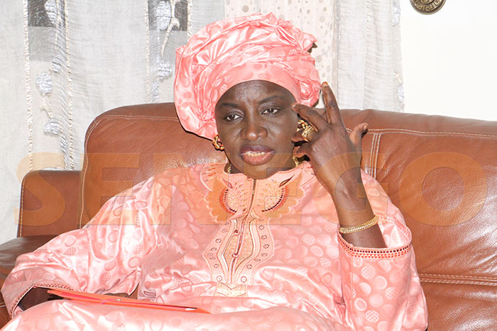 Mimi Touré sur la campagne du Macky : « Il n’y aura pas d’argent à flot, contrairement… Mimi Touré sur la campagne du Macky : « Il n’y aura pas d’argent à flot, contrairement…