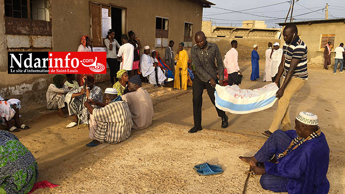 ​PRÉSIDENTIELLE 2019 : forte affluence à Rawane NGOM. Faible mobilisation à Boly DIAW