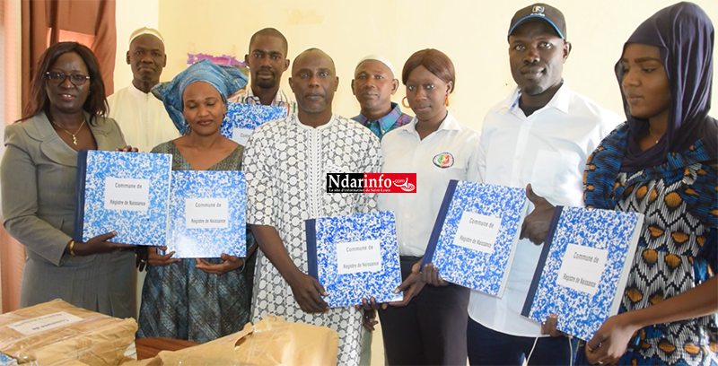 Arrondissement de RAO la Caritas offre des registres d