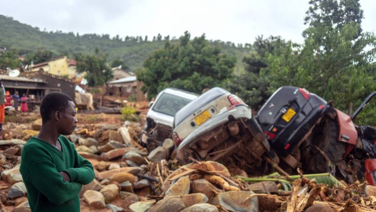 Cyclone Idai : au Mozambique, le bilan pourrait dépasser les 1 000 morts Cyclone Idai : au Mozambique, le bilan pourrait dépasser les 1 000 morts