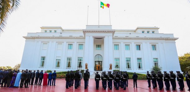 Présidence : Les 300 Membres du cabinet de Macky Sall libérés aujourd'hui