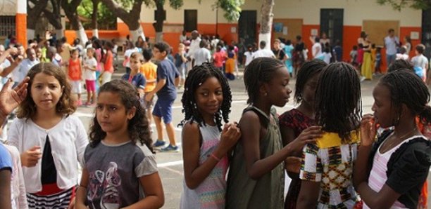 Macky cède les écoles franco-sénégalaises à la France