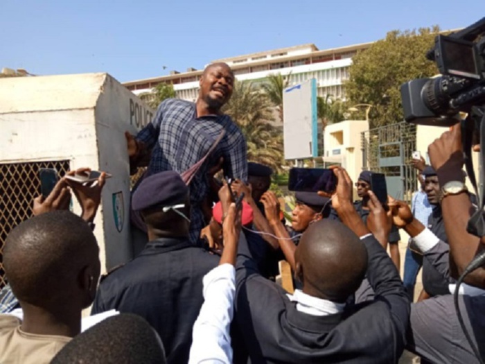 Amnesty Sénégal, Radhho et Ligue des droits de l’homme soutiennent guy Marius SAGNA Amnesty Sénégal, Radhho et Ligue des droits de l’homme soutiennent guy Marius SAGNA