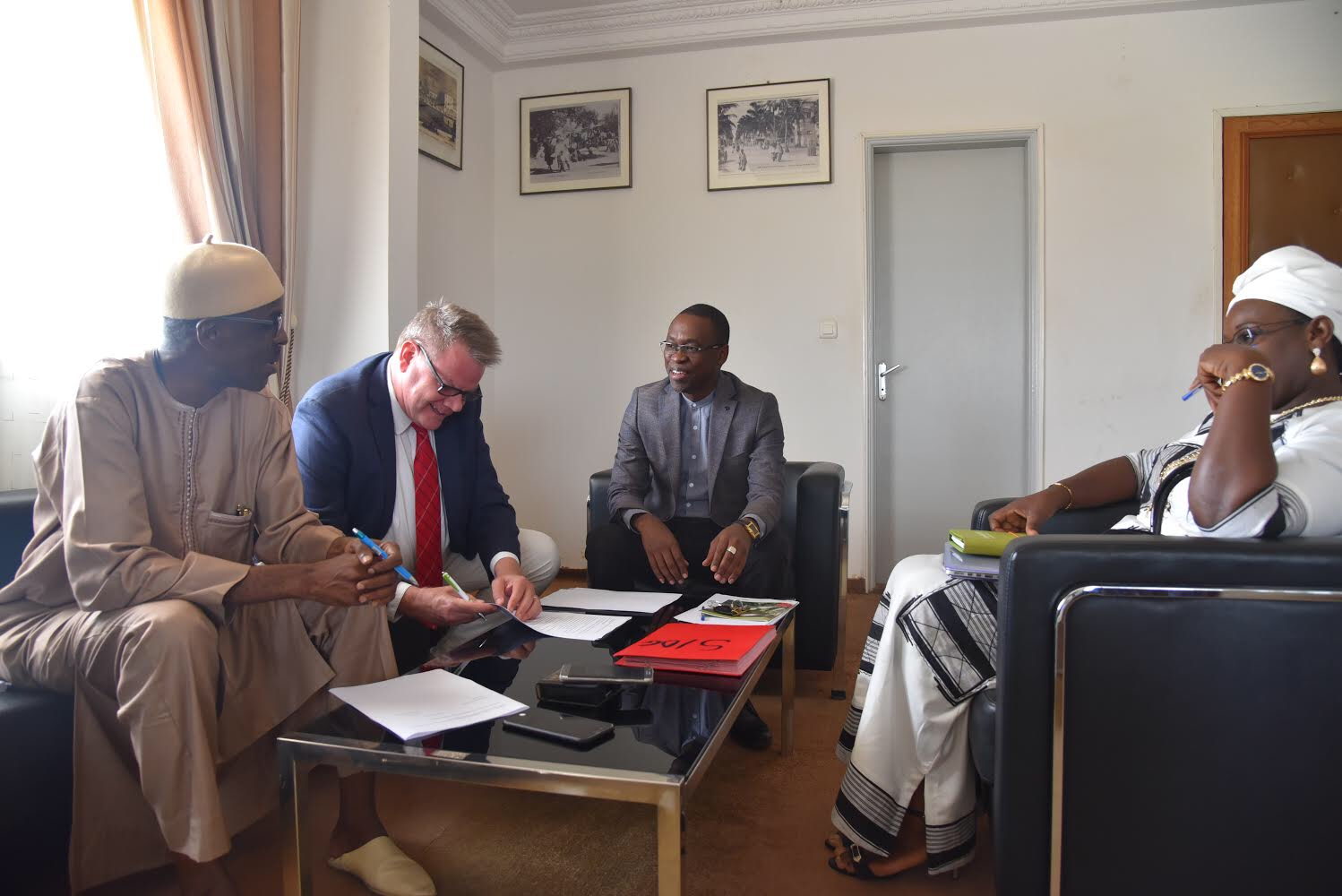 Signature d’une convention de Partenariat entre la SAED et le Projet Feed The Future Sénégal « KAWOLOR »