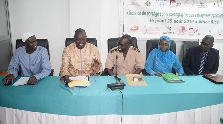 Insertion des jeunes diplômés : l'UGB dresse la cartographie des employeurs agricoles (vidéo) Insertion des jeunes diplômés : l'UGB dresse la cartographie des employeurs agricoles (vidéo)