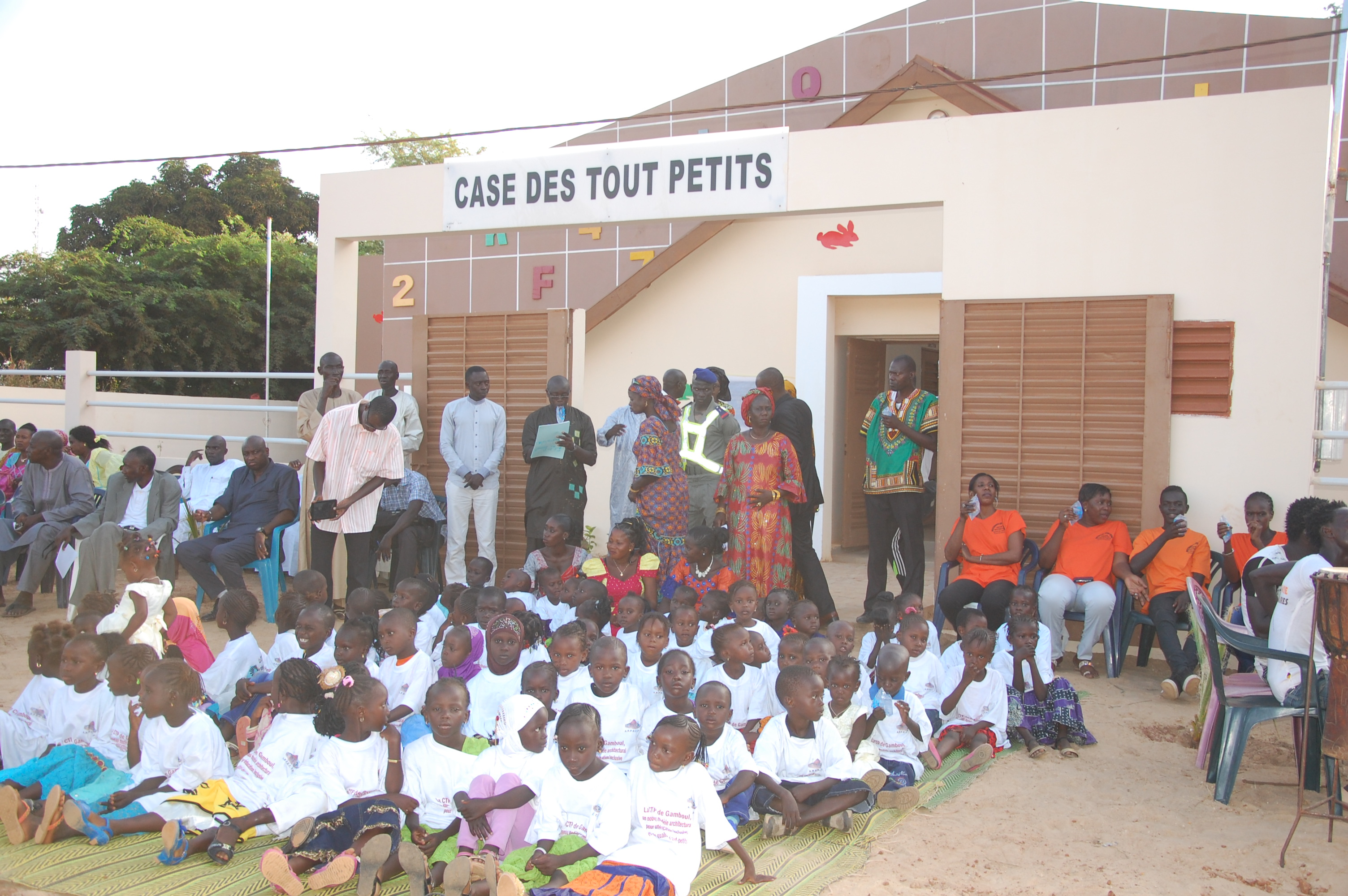 Faible taux de préscolarisation à Saint-Louis : l’Etat annonce la construction de nouvelles cases des tout-petits