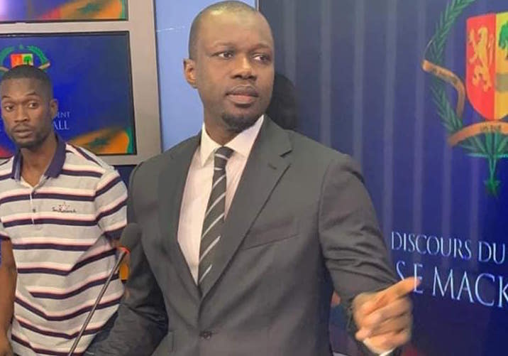 Éducation : Ousmane Sonko défend la cause des enseignants Éducation : Ousmane Sonko défend la cause des enseignants