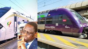 Démarrage du Ter : L'ambassadeur de France contredit les autorités sénégalaises Démarrage du Ter : L'ambassadeur de France contredit les autorités sénégalaises