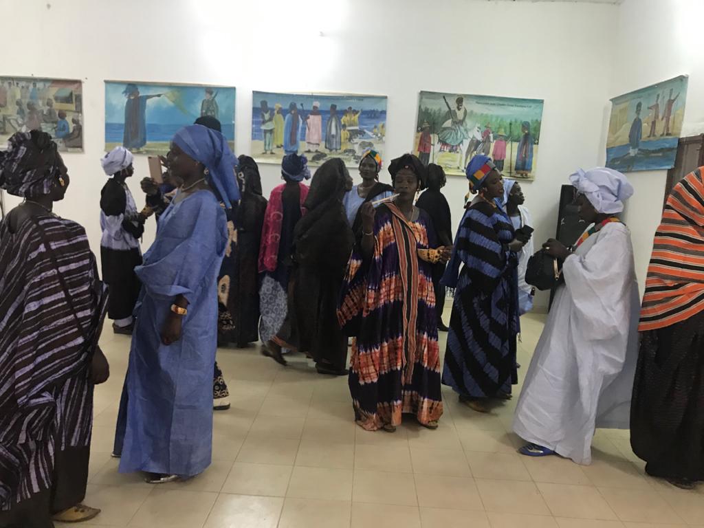Saint-Louis : Une exposition itinérante ressuscite l’histoire de Penda SARR, "la fille des eaux" Saint-Louis : Une exposition itinérante ressuscite l’histoire de Penda SARR, "la fille des eaux"