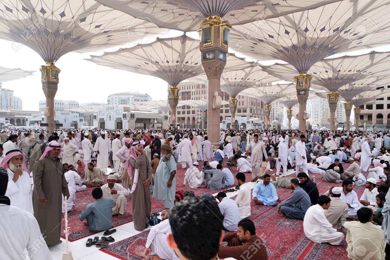 Arabie saoudite : La Haute Commission des Oulémas suspend temporairement la prière du vendredi et toutes les prières communes dans les mosquées, à l'exception des deux Saintes Mosquées
