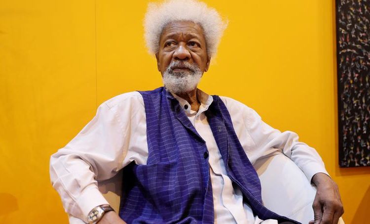 Covid-19: le prix Nobel Wole Soyinka cosigne une lettre ouverte aux gouvernants africains