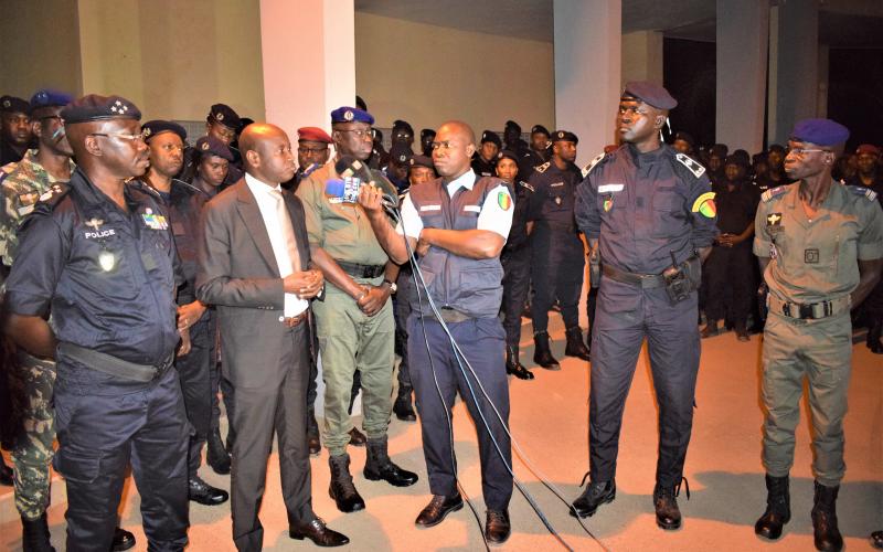 Sénégal : Suspension des autorisations de circuler pour des raisons professionnelles Sénégal : Suspension des autorisations de circuler pour des raisons professionnelles